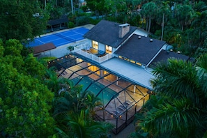 Exterior - 10BR Estate 2 Homes Tennis Pool (Fort Lauderdale)