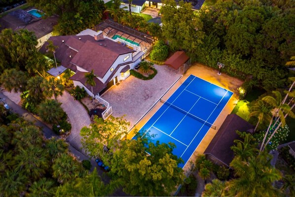 Sports court - 10BR Estate 2 Homes Tennis Pool (Fort Lauderdale)