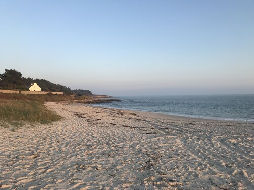 Paisible maison avec jardin Ă 3 min des plages