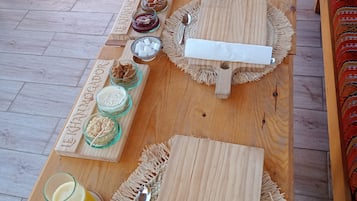 Bao gồm bữa sáng kiểu Âu hàng ngày