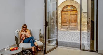 PALAZZO UBERTINI Urban Suites