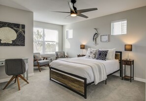 4 Schlafzimmer, Bügeleisen/Bügelbrett, Internetzugang, Bettwäsche
