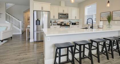 Once Upon a Tide - Oyhut Bay Seaside Village