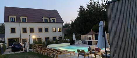 Outdoor pool, a heated pool