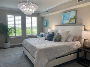 3 habitaciones, escritorio, tabla de planchar con plancha y wifi gratis
