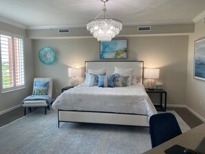 3 bedrooms, desk, iron/ironing board, free WiFi - Jupiter Yacht Club Rental | Water Views | Pool | Restaurants (Jupiter)