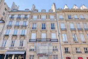 Exterior - Unique Parisian Loft at the Classy St Germain (Paris)