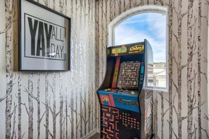 Game room - Lindenmere Estate! Chic Villa w Game Loft & BBQ (Monument)