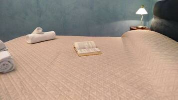 3 bedrooms, iron/ironing board, travel crib, free WiFi