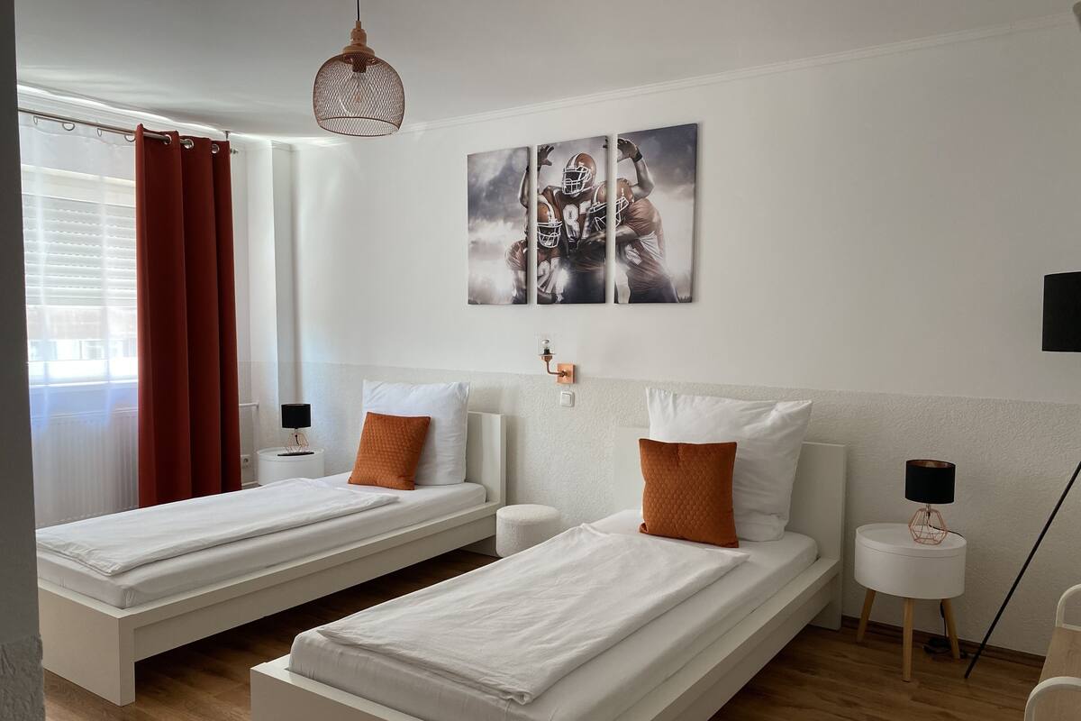 Estudio urbano, 1 habitación | Ropa de cama hipoalergénica, escritorio, wifi gratis y ropa de cama