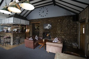 Restaurant - Parsonage Farm Inn (Tenby)