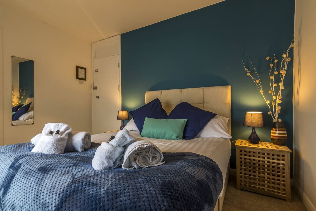 Standard Double Room | Travel cot, free WiFi, bed sheets