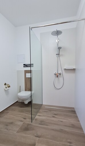Dusche, Handtücher, Seife