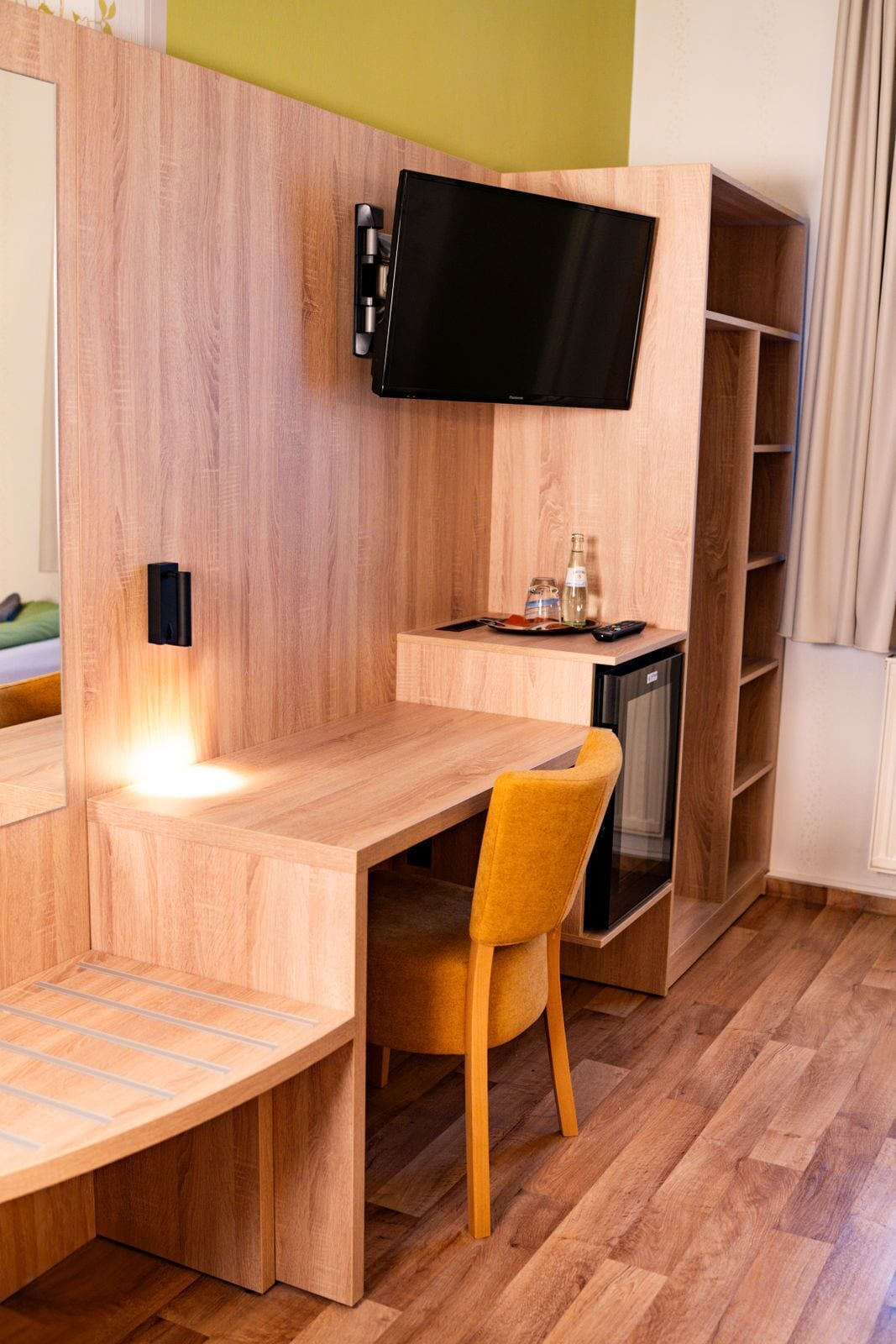 Basic Single Room | Soundproofing, free WiFi, bed sheets, wheelchair access