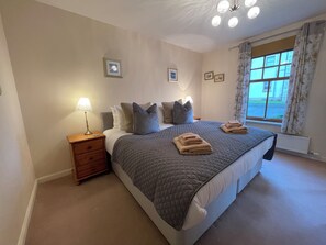 2 Schlafzimmer, Zimmersafe, Bügeleisen/Bügelbrett, kostenloses WLAN