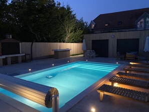 Piscine extérieure, piscine chauffée