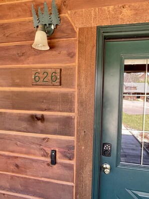 Nicht klassifiziertes Bild, 2 von 16, Schaltfläche