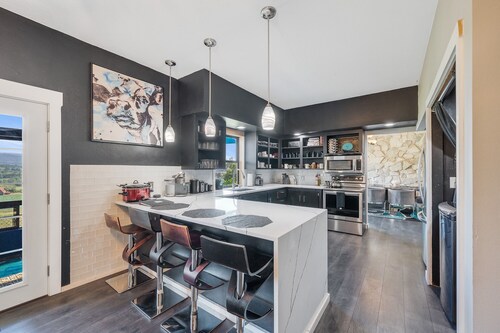 TRASK RIVER HOUSE: A unique home with great views!