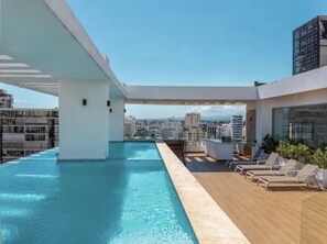 Outdoor pool - One Bedroom Luxury and centric apartment , pool , gym  (Santo Domingo)