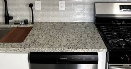 Modern Two Bedroom Condo - Near Boston