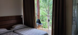 Minibar, laptop workspace, blackout drapes, bed sheets