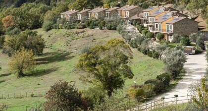 35sqm apartment in the countryside with pool park and riding stables