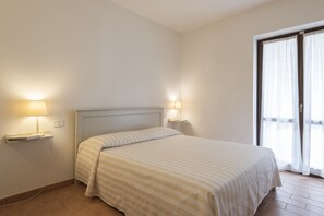 1 Schlafzimmer, Schreibtisch, Bügeleisen/Bügelbrett, kostenloses WLAN