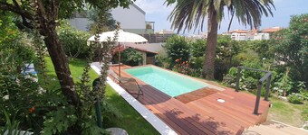 Very pretty 4* listed wooden house in Biarritz with swimming pool
