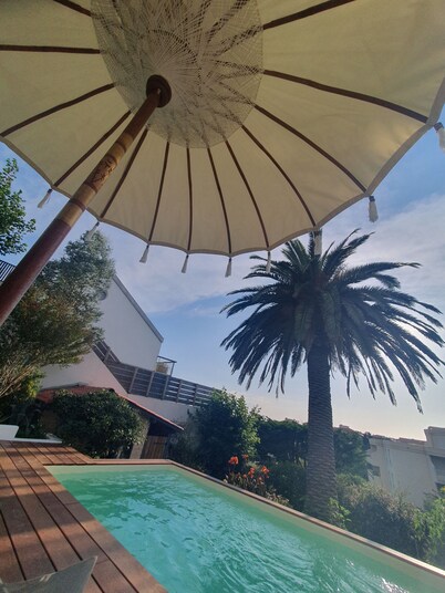 Very pretty 4* listed wooden house in Biarritz with swimming pool