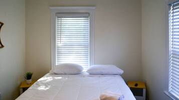 3 Schlafzimmer, Schreibtisch, Bügeleisen/Bügelbrett, kostenloses WLAN