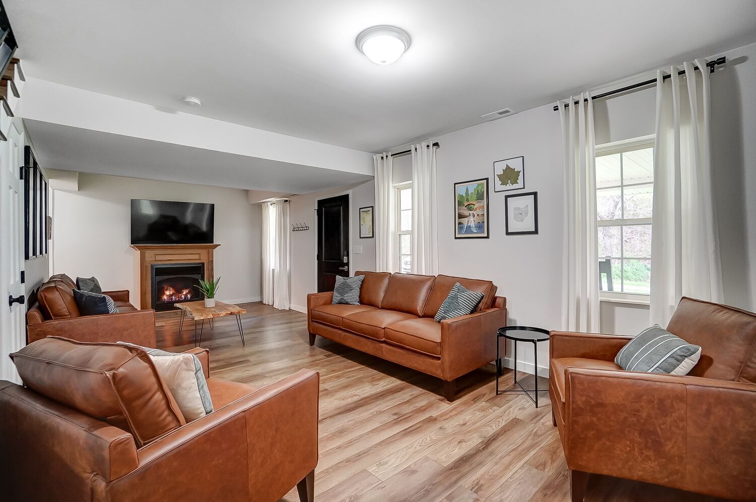 智能电视、壁炉