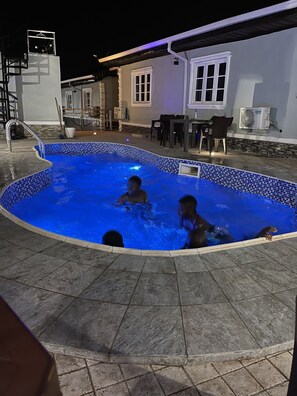 Terrace/patio - Quiet luxury 2 bedroom house with Pool (Abeokuta)