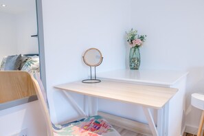 Interior - Lily Cottage, Leiston (Leiston)