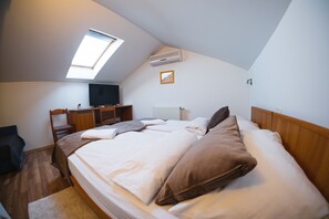 1 bedroom, in-room safe, desk, WiFi