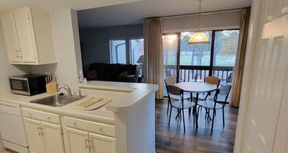 1 BR Condo overlooking 2nd green of Pinehurst #5