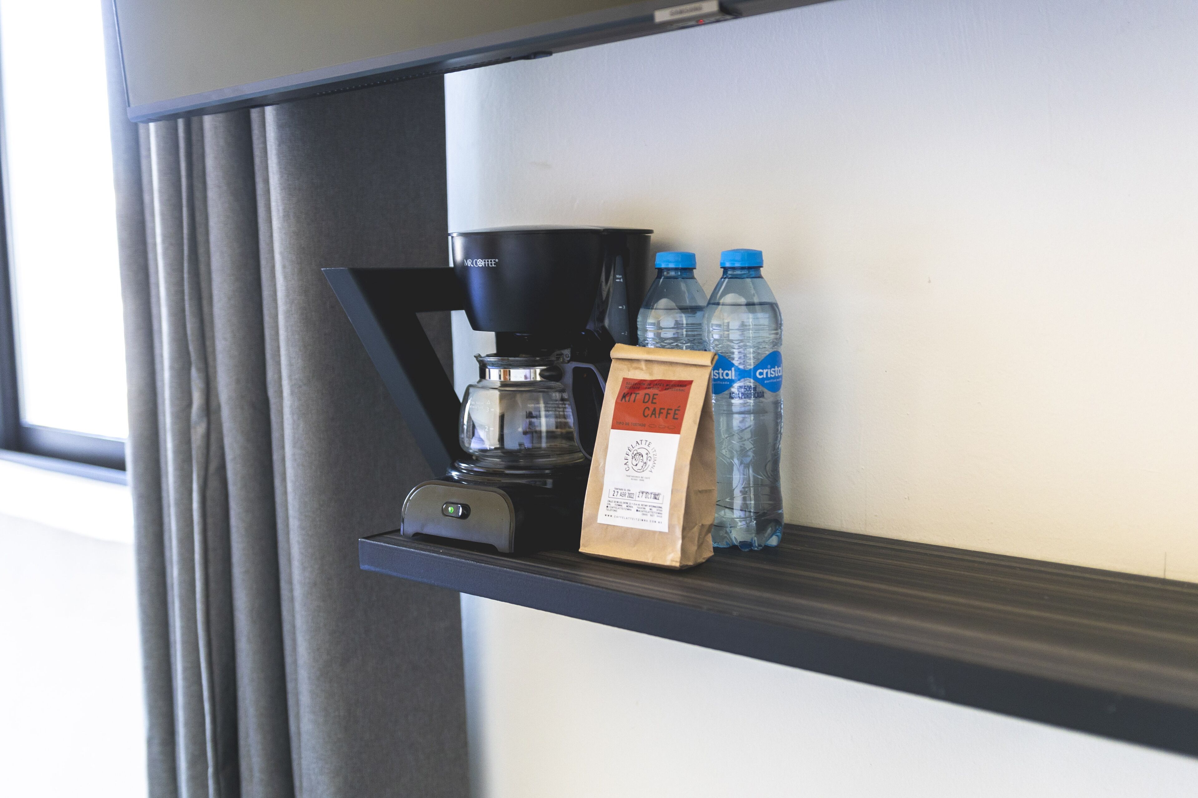 1 bedroom, desk, free wifi, bed sheets