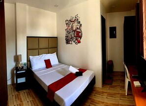 Standard-Doppelzimmer | Schreibtisch, kostenloses WLAN, Bettwäsche