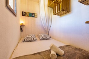 1 chambre, Wi-Fi gratuit, draps fournis