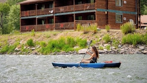 Exterior - River's Fork Lodge (North Fork)