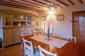 Dining - 46 Ivy Cottage (Woodbridge)