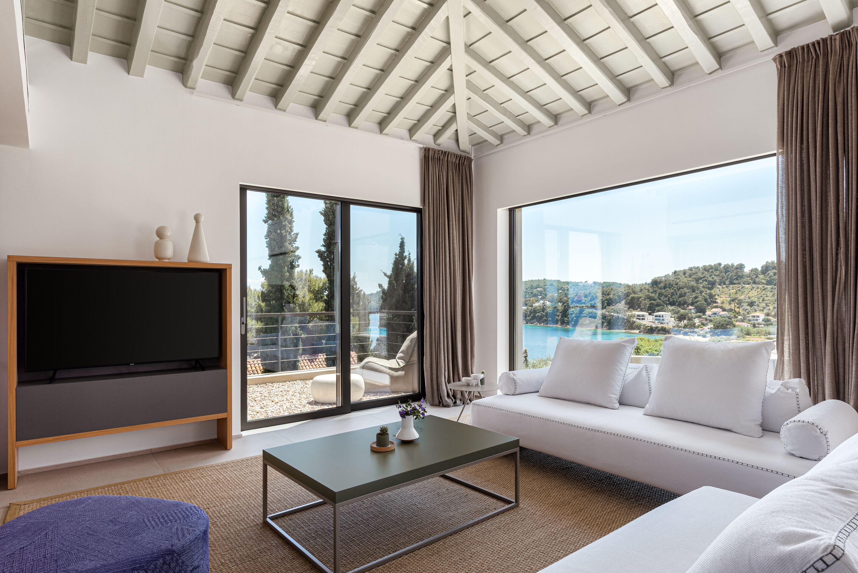 Appartement Design, 2 chambres, accès piscine, vue jardin | Draps en coton égyptien, literie de qualité supérieure