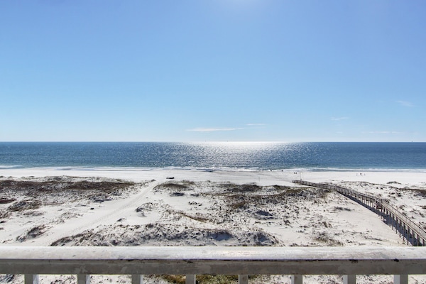 5603 direct gulffront view to the south