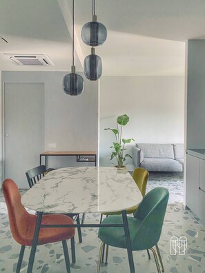 Interior - 2 Bedroom Apartment in Matera (Matera)