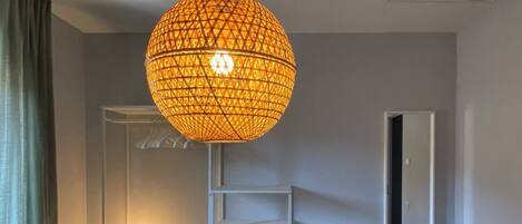 2 室のベッドルーム、アイロン / アイロン台、WiFi、ベッドシーツ