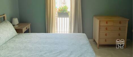 1 bedroom, iron/ironing board, free WiFi, bed sheets