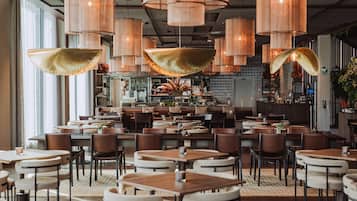 Desayuno buffet incluido todos los días