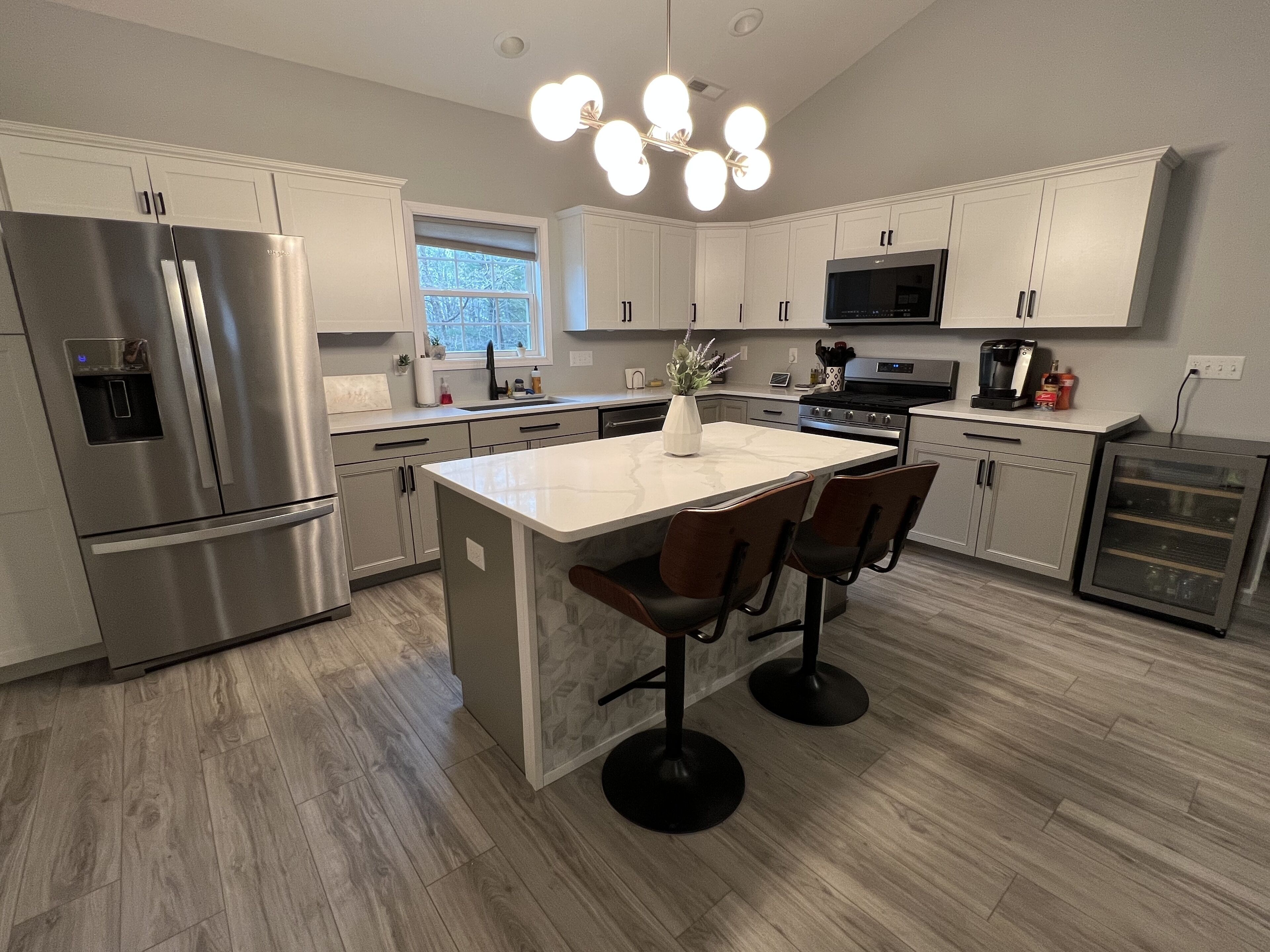 Refrigerador, microondas, horno, placa de cocina