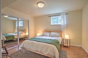 4 bedrooms, free WiFi, bed sheets, wheelchair access