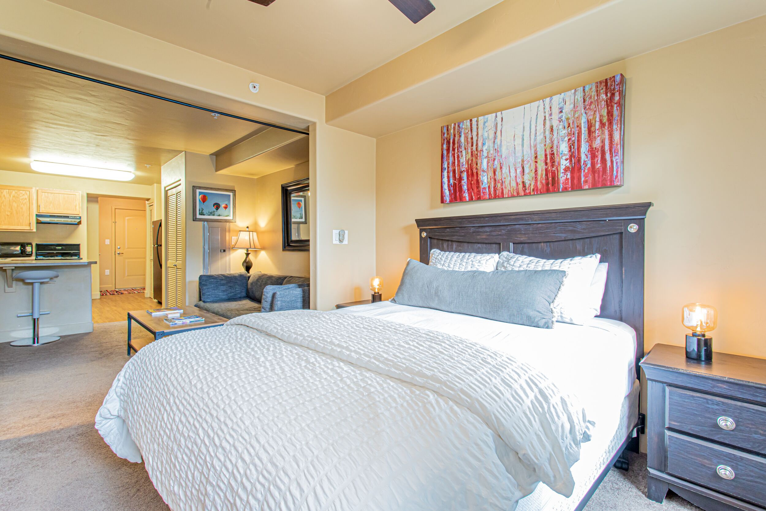 1 bedroom, desk, free WiFi, bed sheets