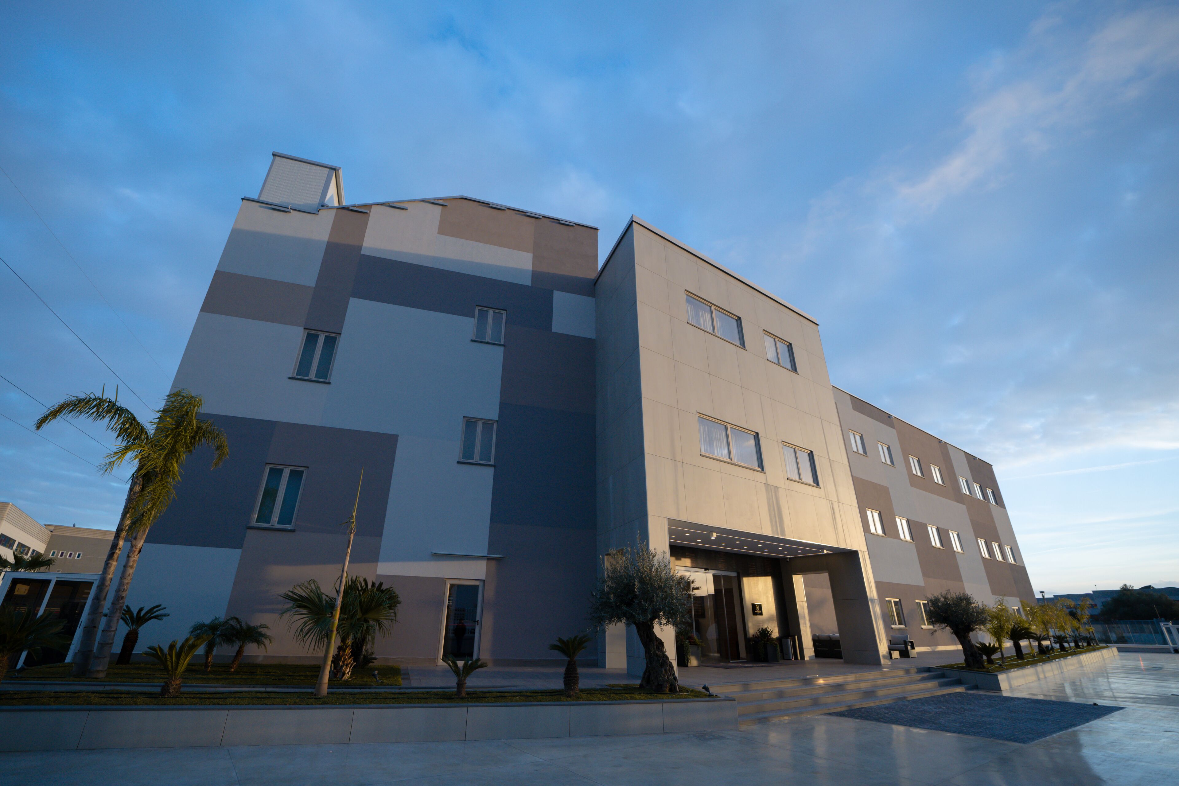 Photo - Building Hotel